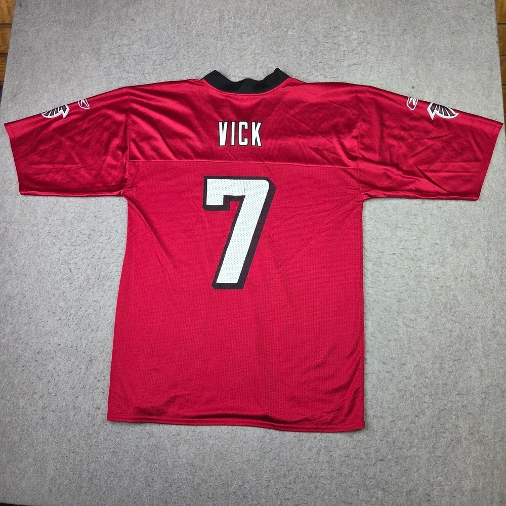 Vintage Reebok Atlanta Falcons Michael Vick #7 NFL Jersey Red Size Medium